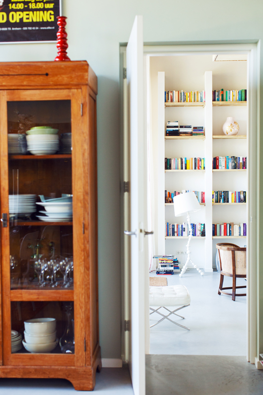 Interieur_woonkamer verbouw doorkijk keuken naar woonkamer