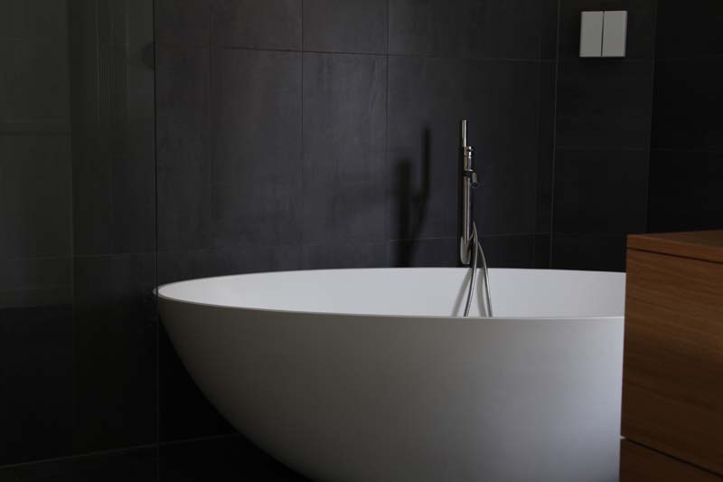 ontwerp badkamer interieur los bad mosa tegels