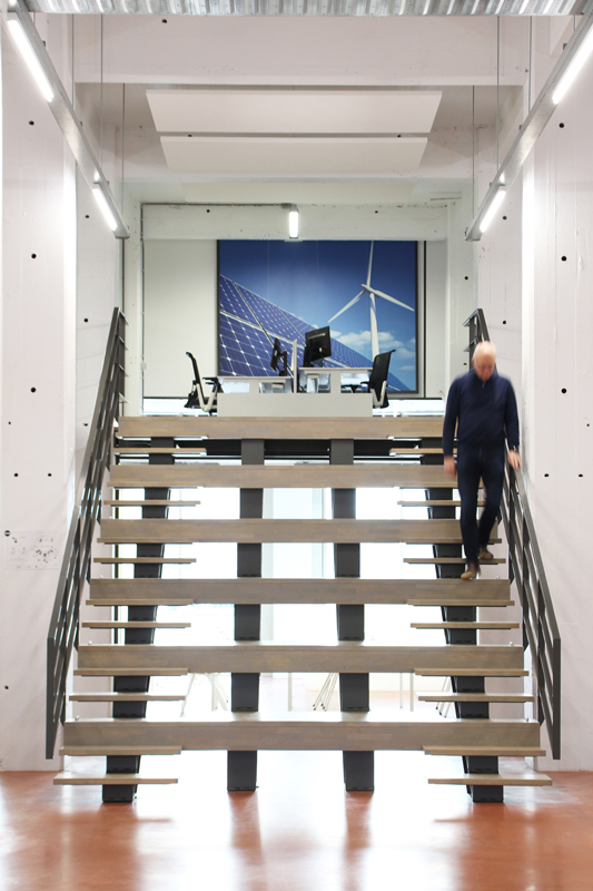 onepowerlab_26 Trap en podium kantoor circulair architectuur buroBois arnhem
