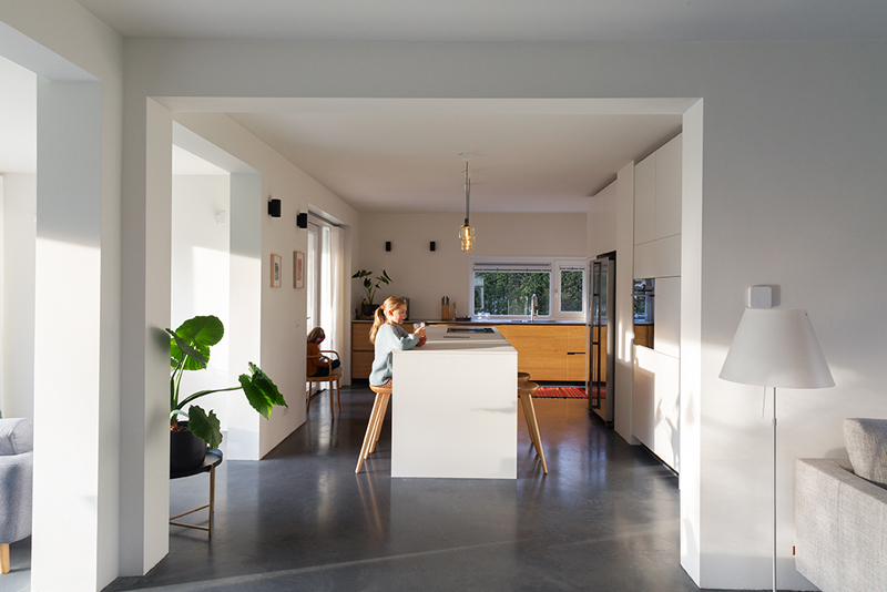 keuken_licht Interieur architectuur woonbeton lichte woning keuken ontwerp de Wig