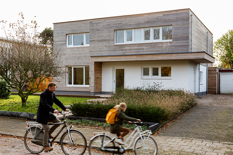 voorgevel_nieuw woning ontwerp villa hout gevel stuc sto plato