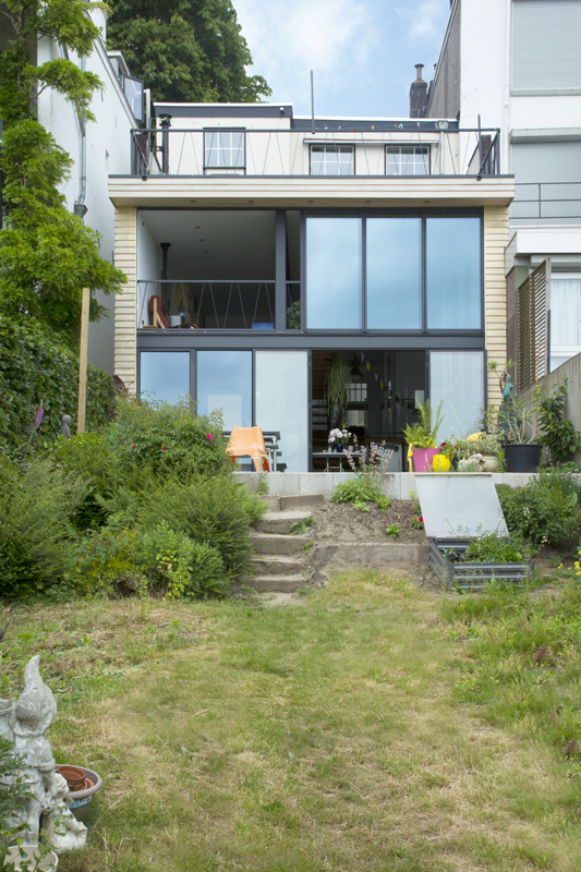 Open gevel woning Achtergevel woonhuis, veel glas